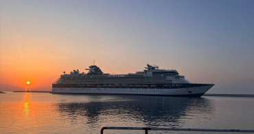Antalya Limanı, Dev Kruzayzıer Gemilerini Ağırlamaya Başladı