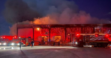 Antalya'da Depo Yangını Kontrol Altına Alındı