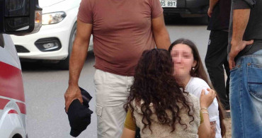 Antalya'da Genç Gence Çarpan Araç Sonrası Şok Olay
