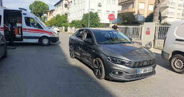 Antalya'da iki otomobilin çarpışması sonucu bir kişi yaralandı