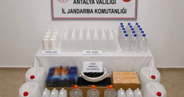 Antalya'da Kaçak Alkol Operasyonu: 160 Litre Etil Alkol Ele Geçirildi
