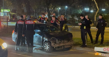 Antalya'da Kaçan Sürücü 4 Araca Çarptı, Yaralı Yakalandı