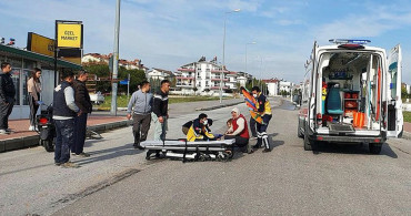 Antalya'da korku dolu anlar: Sokak köpeğinden kaçarken kamyonun altında kaldı!