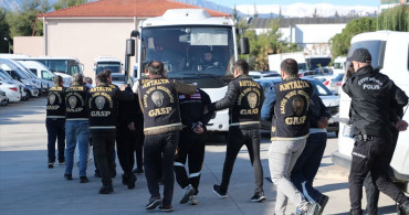 Antalya'da Sahte Polis Baskını: 4 Milyon Dolar Kripto Para Çalındı