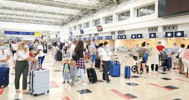 Antalya'da Turist Sayısı 1 Milyonu Aştı
