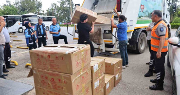 Antalya'da Usulsüz Taşınan 1 Ton Yoğurt İmha Edildi