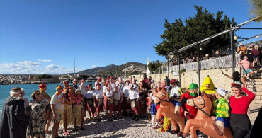 Antalya'da Yabancıların Renkli Yeni Yıl Geleneği