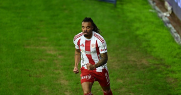 Antalyaspor, Samsunspor'u 3-1 Yenerek Farkı Açtı