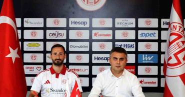 Antalyaspor, Soner Dikmen ve Erdoğan Yeşilyurt ile sözleşme yeniledi