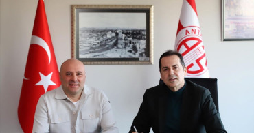 Antalyaspor'da Yeni Dönem: Sami Uğurlu Teknik Direktör Oldu