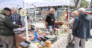 Antika Pazarı ile Geçmişe Yolculuk
