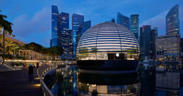 Apple'ın Singapur'daki Yüzen Mağazası Açılıyor!