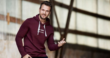 Aras Bulut İynemli'den Sürpriz Ziyaret!