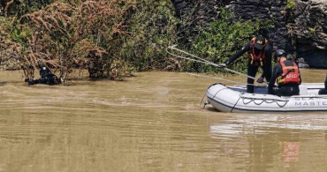 Aras Nehri'nde kaybolan çobanı 101 personel arıyor