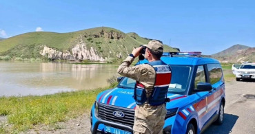 Aras nehrinde kaybolan Okan Koç'un cansız bedeni 2.5 km uzakta bulundu