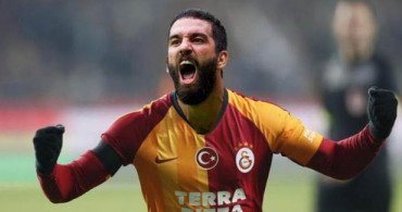 Arda Turan Galatasaray'da! Maaşı Belli Oldu