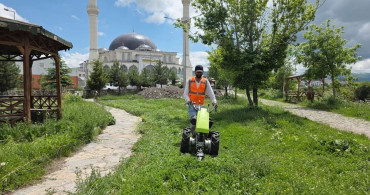 Ardahan belediyesi ekiplerinden yaz temizliği