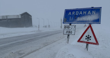 Ardahan-Şavşat Kara Yolu Tipi Nedeniyle Tır Geçişine Kapatıldı