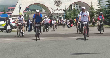 Ardahan'da doğayla iç içe bisiklet festivali başladı