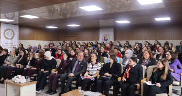 Ardahan'da Kadın Girişimciliği Zirvesi Yoğun İlgiyle Gerçekleşti