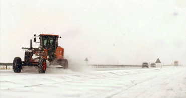 Ardahan'da Türkgözü-Posof-Damal Yolu Kar Nedeniyle Kapandı
