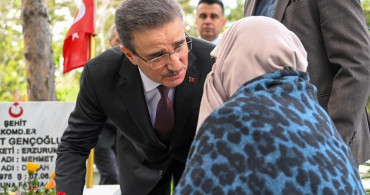 Arefe Günü'nde Şehitler Unutulmadı