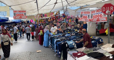 Arife Günü Pazarında Bayram Neşesi