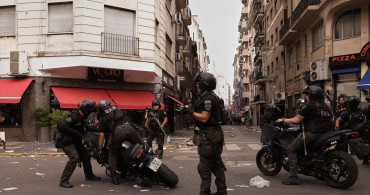 Arjantin'de Çalışma Reformu Karşıtı Gösteriler Şiddetlendi