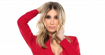 Armağan Çağlayan'ın programına katılan İrem Derici'nin iç çamaşırı sorusuna verdiği yanıt gündeme bomba gibi düştü