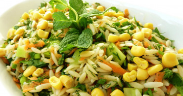 Arpa Şehriye Salatası Tarifi