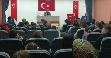Arpalı'da Sporun Eğitime Katkıları Konferansı