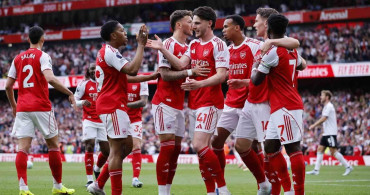 Arsenal Premier Lig'de 22 Yıl Sonra Şampiyonluğa Ulaştı