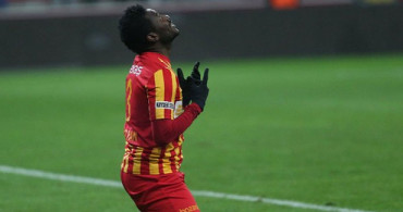 Asamoah Gyan, Kayserispor Kampından Ayrıldı!