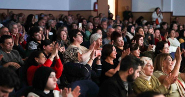 Aşık Veysel'in Eserleri Aliağa'da Can Buldu