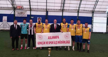Aslanapa'da Kurumlar Arası Futbol Turnuvası Tamamlandı