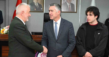 Aslı Derbent Özkan Lisesi Öğrencileri Belediye Meclisi'nde