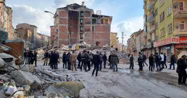 Asrın felaketinde son durum: Hayatını kaybedenlerin sayısı 47 bin 932 oldu