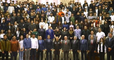 Astronot Alper Gezeravcı, Azerbaycan'da Uzay Programını Tanıttı