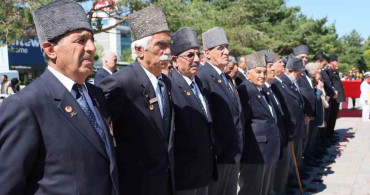 Atatürk’ün Erzincan’a gelişinin 107’nci yılı dolayısıyla tören düzenlendi