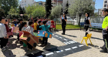 Atıklardan Araç Yaparak Trafiği Eğlenceli Öğrendiler