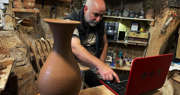 Avanoslu Seramik Ustaları 'Yılın Kareleri' Oylamasında Yer Aldı