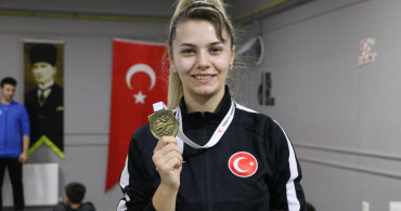 Avrupa Şampiyonu Tekvandocu Gülsena Karakuyulu Ertunç'un Hedefi Öğrencileriyle Dünya Şampiyonası