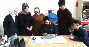 Ayakkabıcılıkta Ustalık: Nuri Atalay Özeren'in Hikayesi