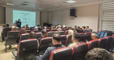 Ayancık'ta Sağlık Çalışanlarına İletişim Eğitimi