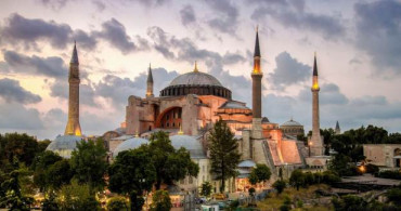 Ayasofya Camii İçin Protokol İmzalandı