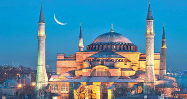 Ayasofya camii ne zaman açıldı? Neden kapanmıştı? Ayasofya camiinin kısaca tarihi. Ayasofya camiini kim kapattı? Neden kapattı?  Ayasofya'yı Atatürk mü kapattı? Ayasofya fotoğrafları