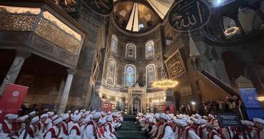 Ayasofya camii'nde 15 Temmuz şehitleri için hatim duası okundu