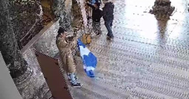 Ayasofya Camii'nde Provokatif Eylem