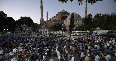 Ayasofya Heyecanı Sabah Namazı ile Başladı