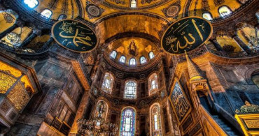 Ayasofya'da Bir Dakikada Açılıp Kapanan Perde Kullanılacak